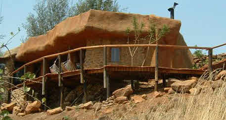 Drakensberg luxury cave lodge